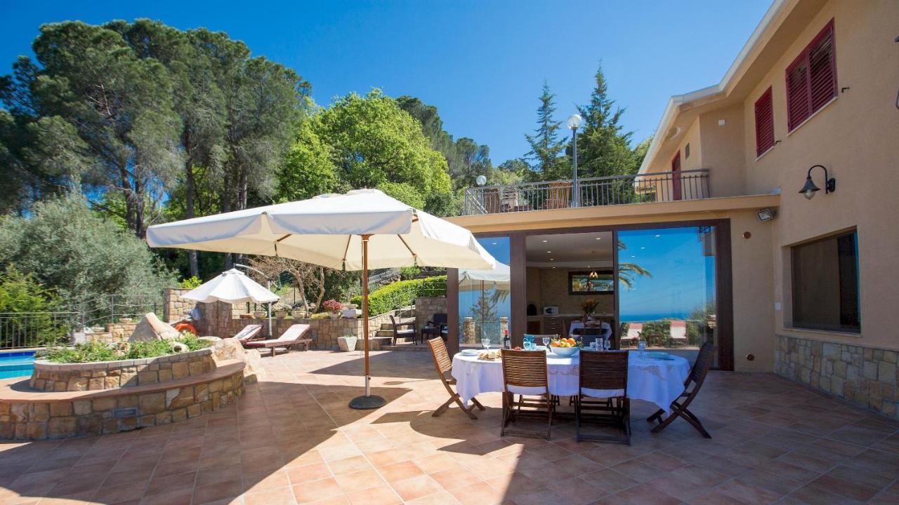 Villa Provenza 12&4, Emma Villas Cefalu Exterior photo