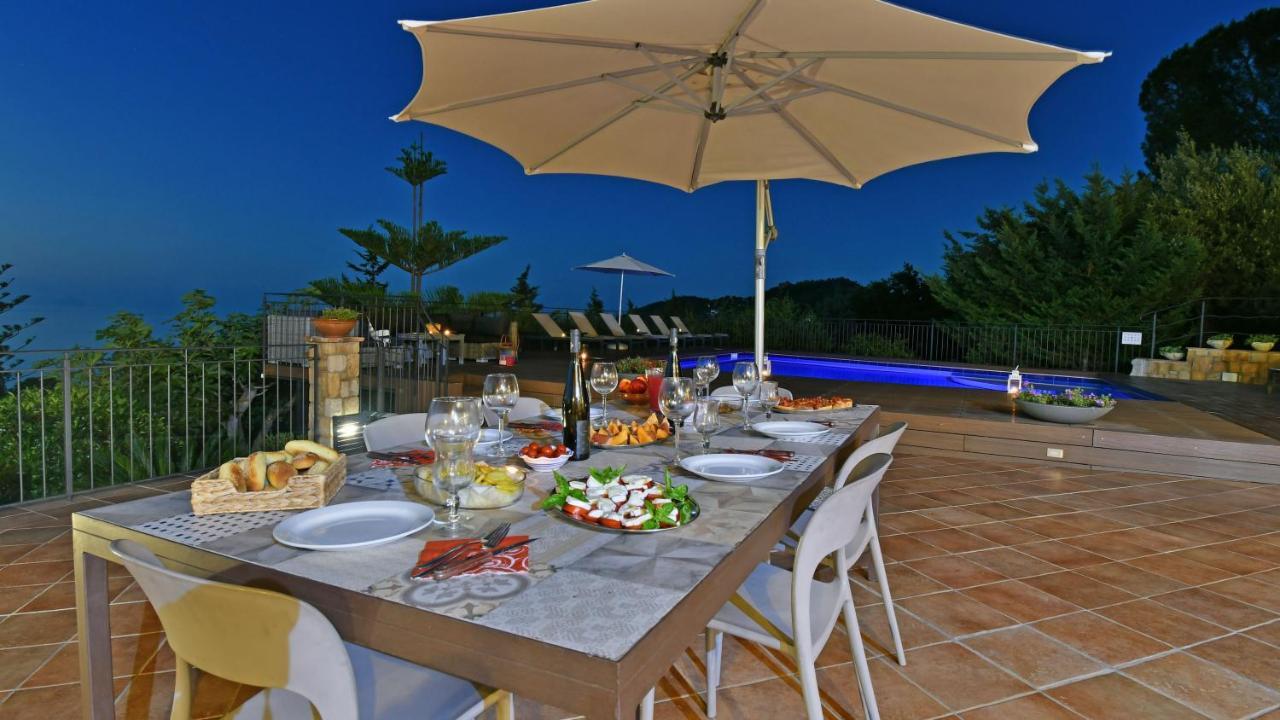 Villa Provenza 12&4, Emma Villas Cefalu Exterior photo