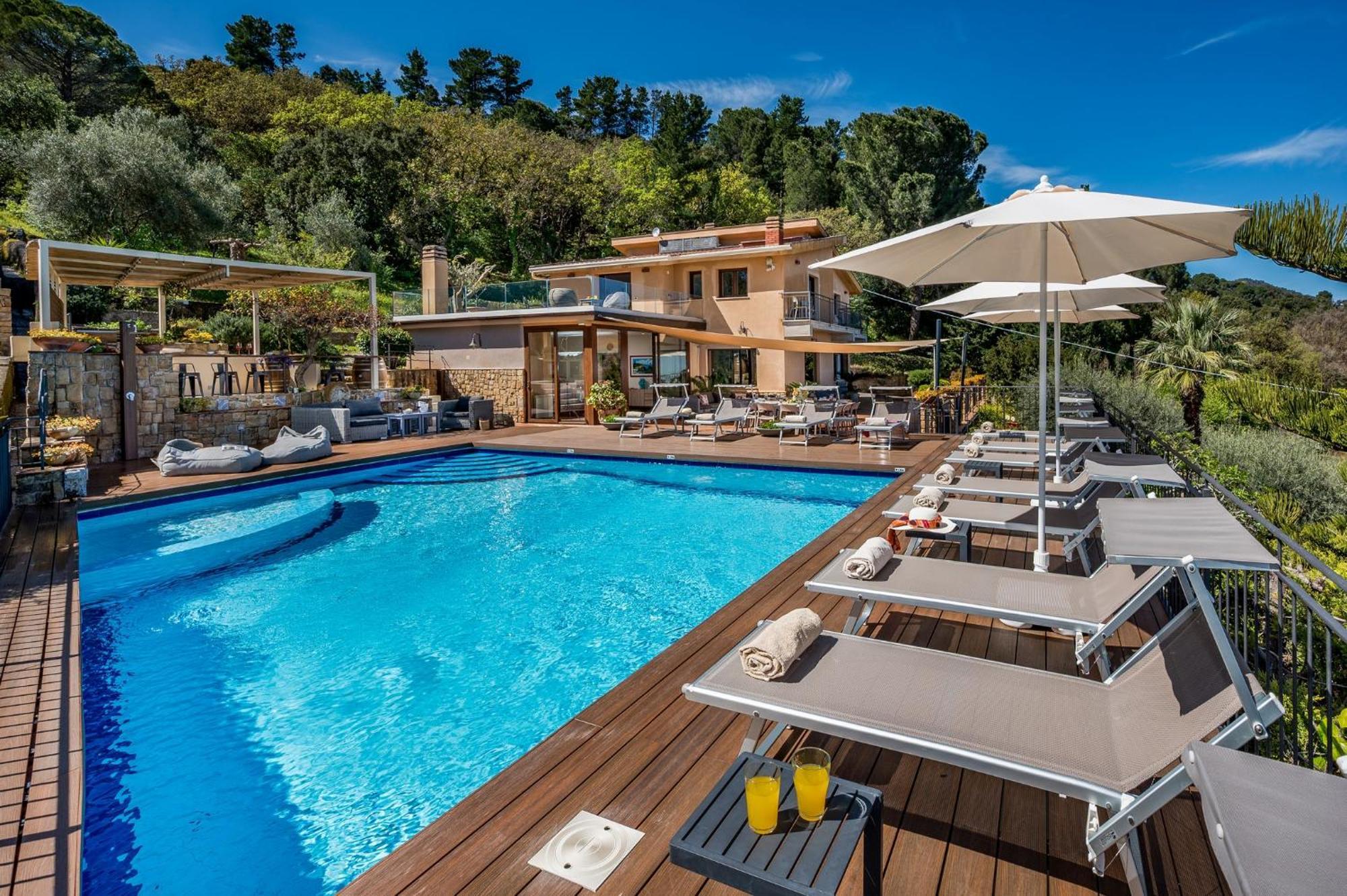 Villa Provenza 12&4, Emma Villas Cefalu Exterior photo
