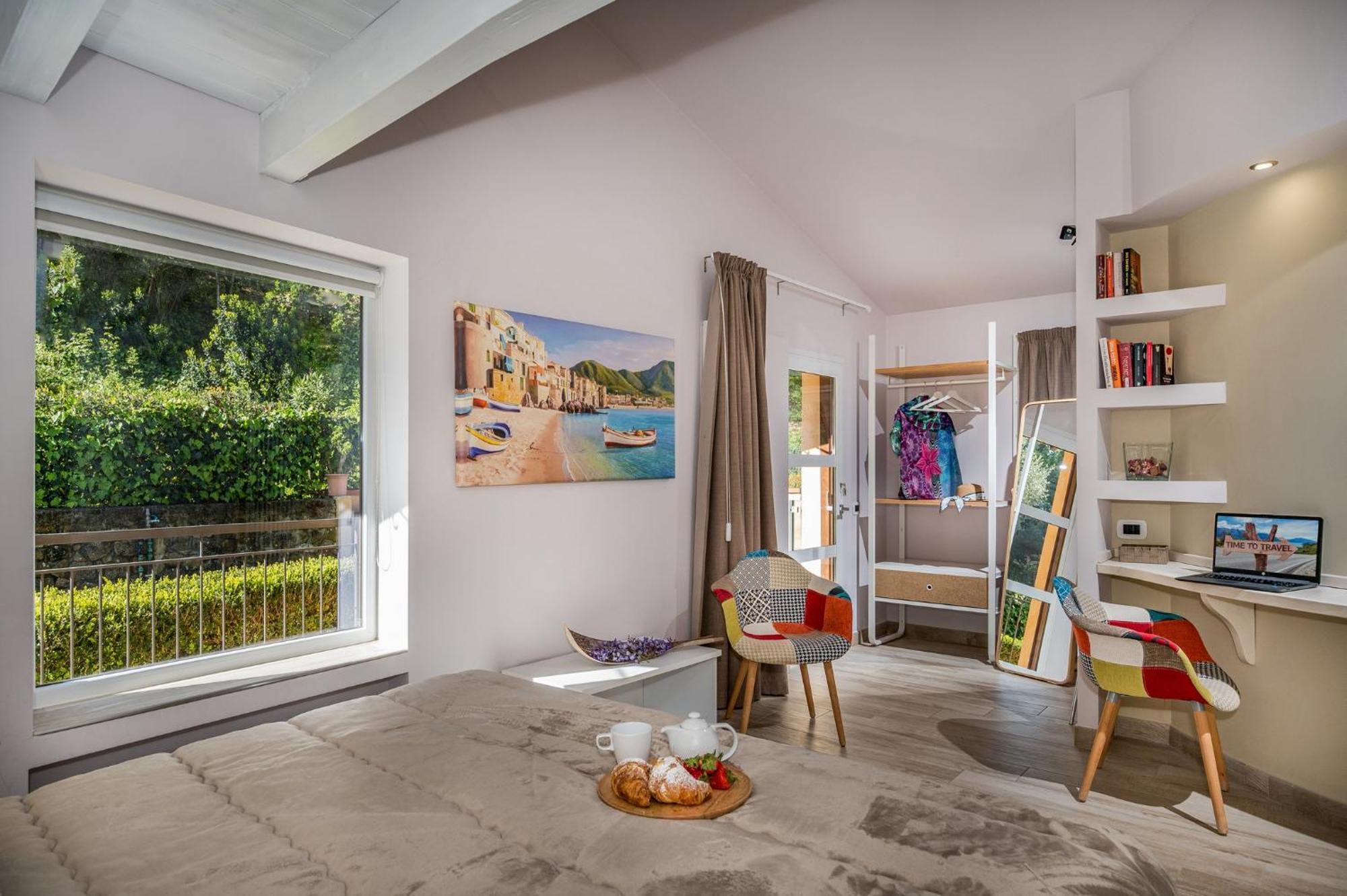 Villa Provenza 12&4, Emma Villas Cefalu Exterior photo