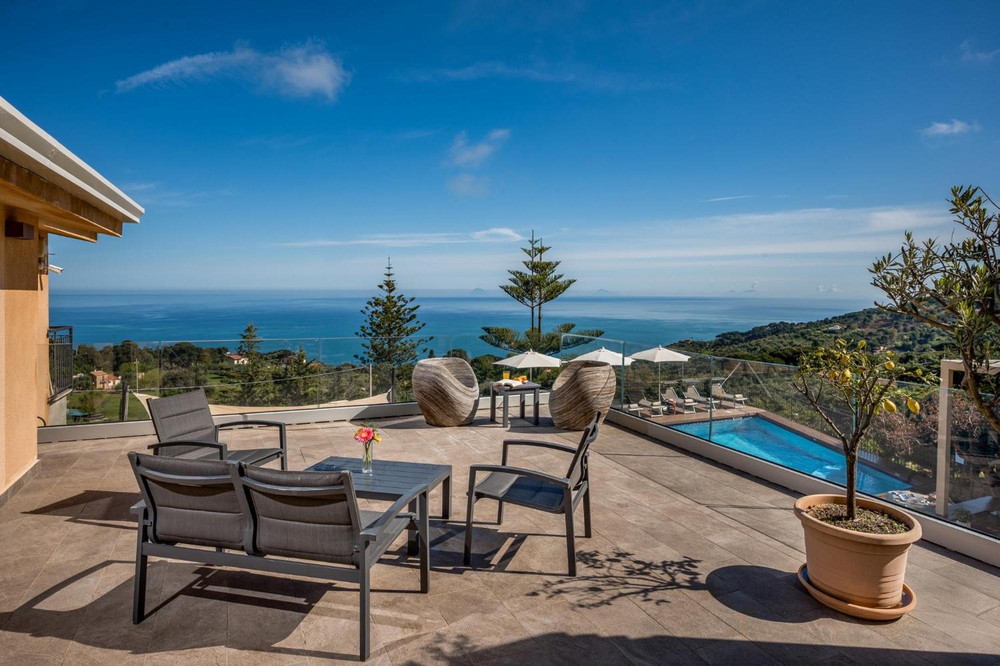 Villa Provenza 12&4, Emma Villas Cefalu Exterior photo